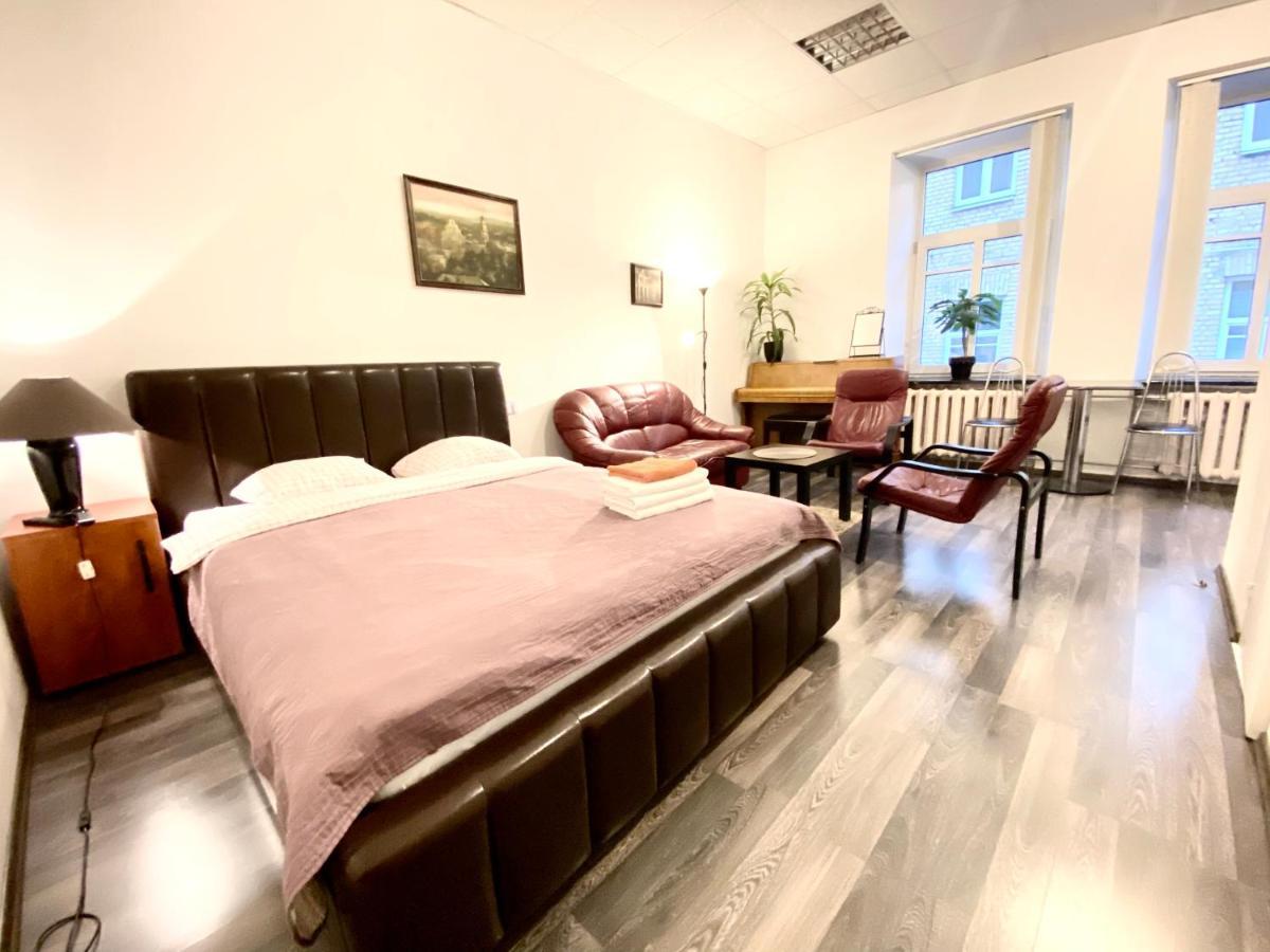 Centro Apartment Near Gedimas Avenue วิลนีอุส ภายนอก รูปภาพ